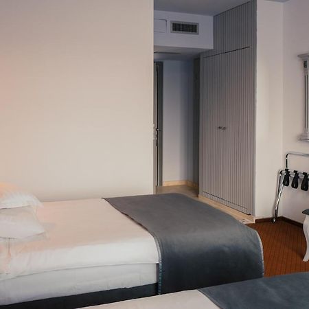 Hotel Eden Ясси Екстер'єр фото