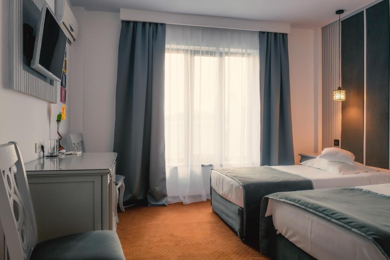 Hotel Eden Ясси Екстер'єр фото