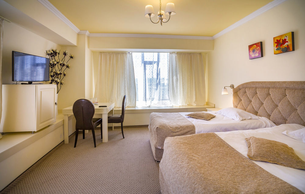 Hotel Eden Ясси Екстер'єр фото