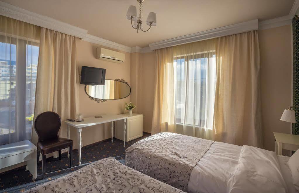 Hotel Eden Ясси Екстер'єр фото